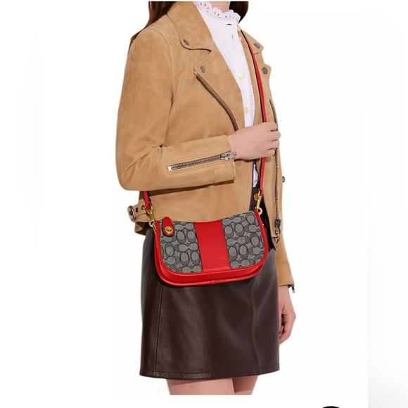 COACH Swinger Signature Jacquard Shoulder Bag - Picture 10 of 11